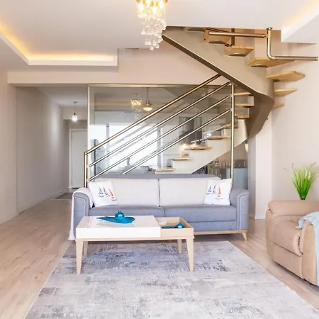 Spacious Perfect Flat With Private Pool アパート *