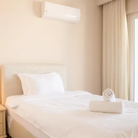 アパート Spacious Perfect Flat With Private Pool クシャダス